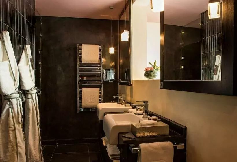 اتاق سوپریور با چشم‌انداز شهر, Sofitel Casablanca Tour Blanche