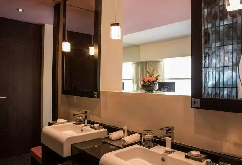 اتاق سوپریور با چشم‌انداز شهر, Sofitel Casablanca Tour Blanche