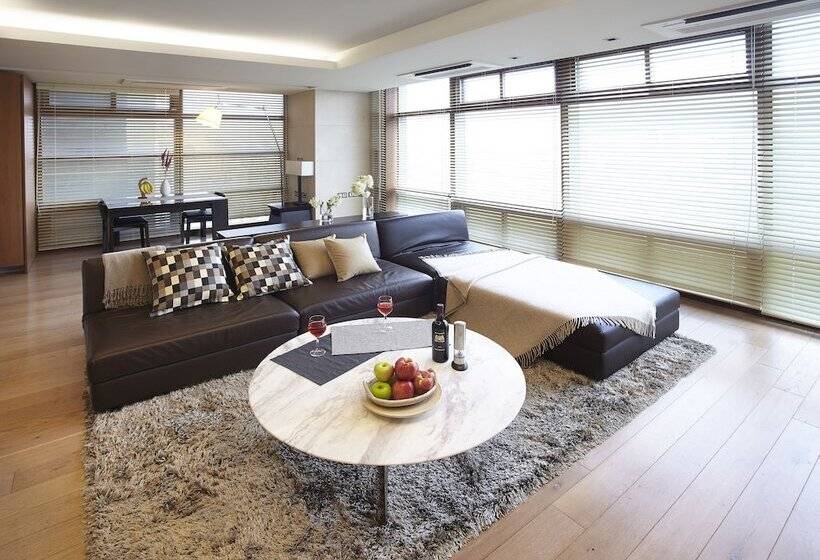 スーペリアースイート, The Classic 500 Pentaz Executive Residence