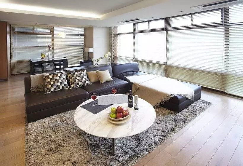 スーペリアースイート, The Classic 500 Pentaz Executive Residence