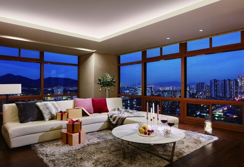 Люкс Superior, The Classic 500 Pentaz Executive Residence