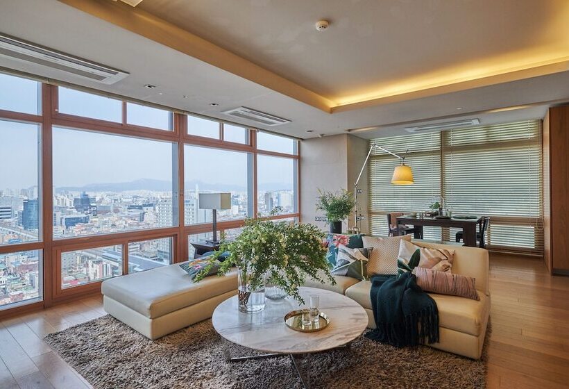 Люкс, The Classic 500 Pentaz Executive Residence