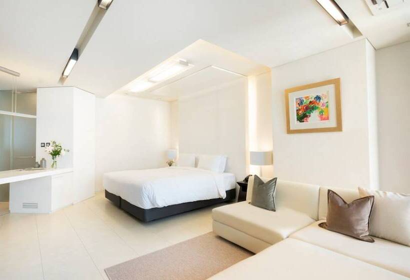 デラックスルーム, The Classic 500 Pentaz Executive Residence