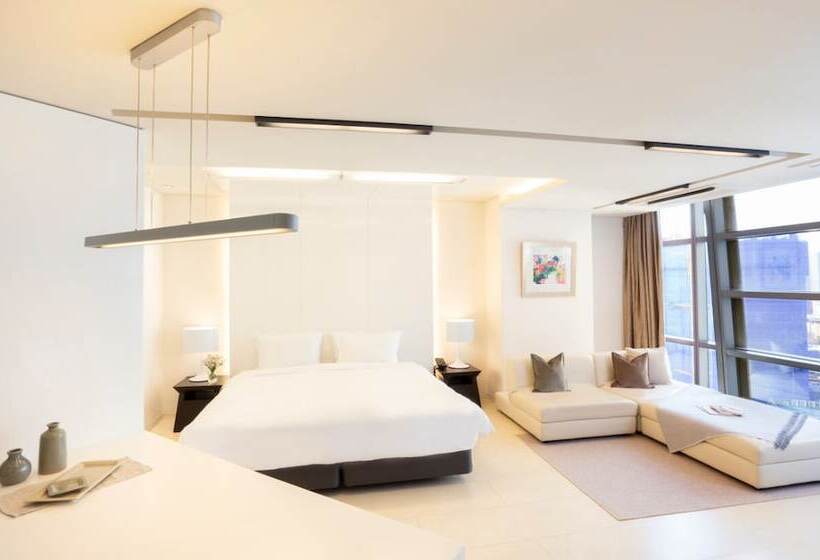 デラックスルーム, The Classic 500 Pentaz Executive Residence