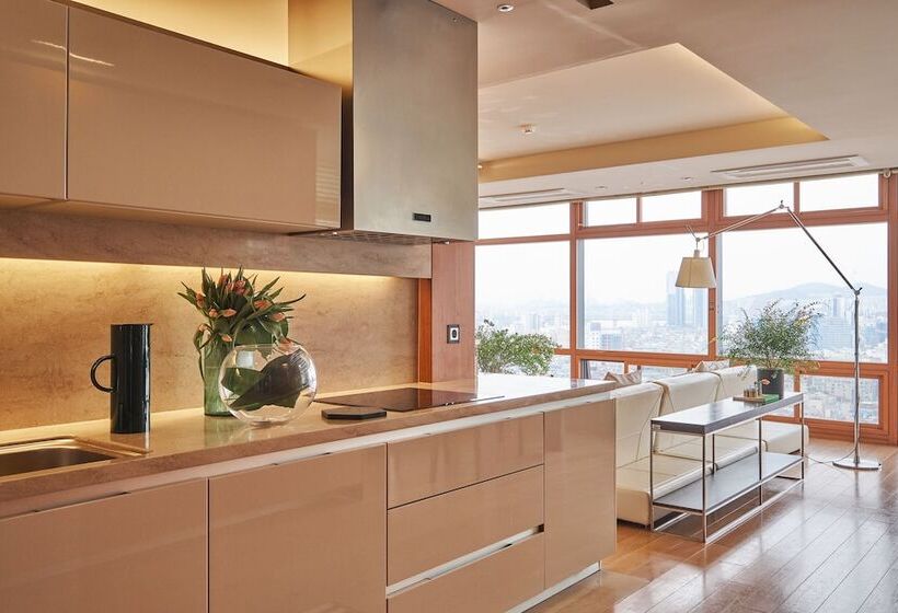 スーペリアースイート, The Classic 500 Pentaz Executive Residence