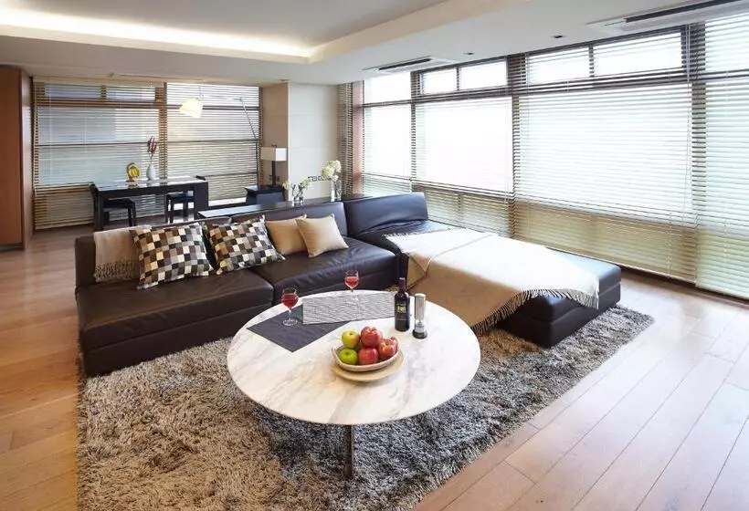 スーペリアースイート, The Classic 500 Pentaz Executive Residence
