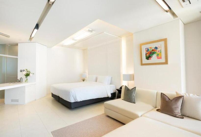 デラックスルーム, The Classic 500 Pentaz Executive Residence