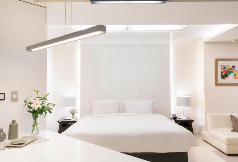 デラックスルーム, The Classic 500 Pentaz Executive Residence