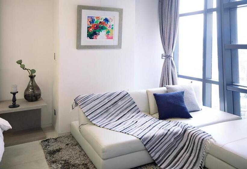 デラックスルーム, The Classic 500 Pentaz Executive Residence