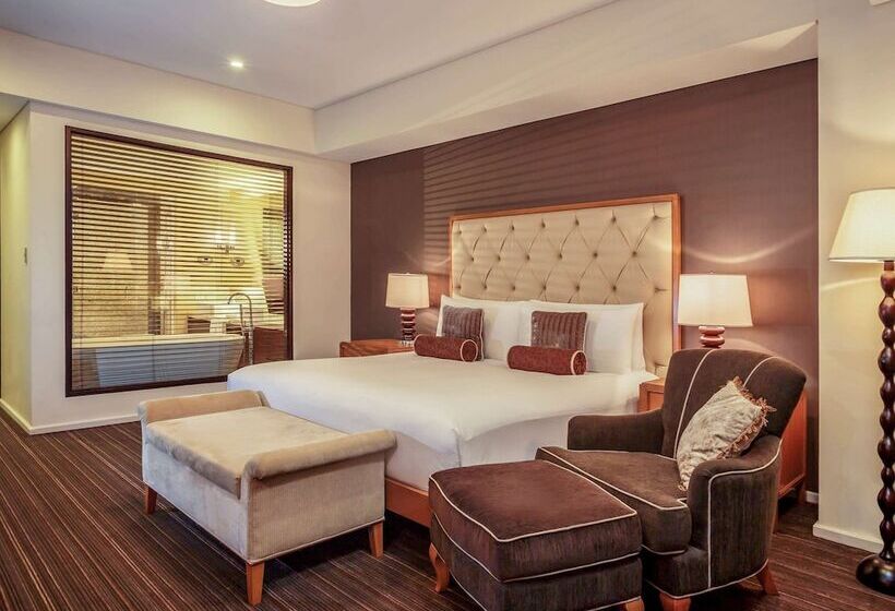 Люкс Ejecutiva 2 Спальни, Joy Nostalg Hotel & Suites Manila Managed By Accorhotels