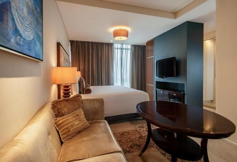 استودیو اجرایی, Joy Nostalg Hotel & Suites Manila Managed By Accorhotels