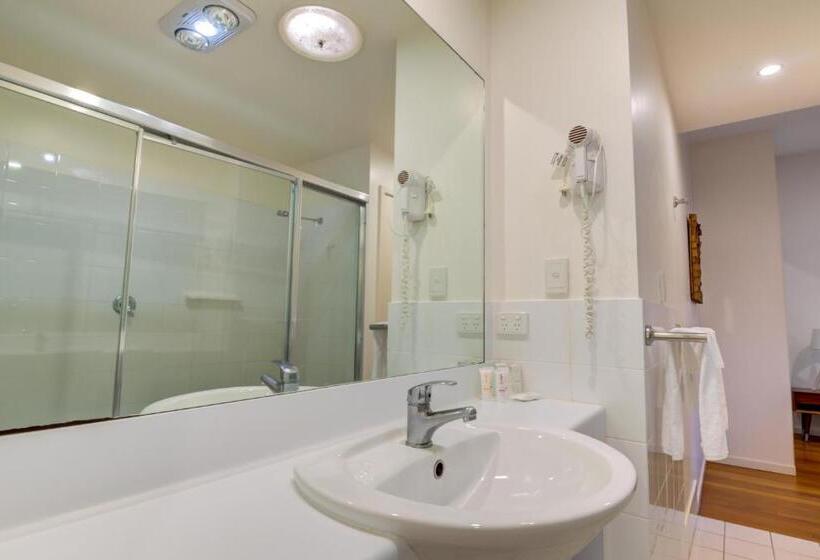 דירת חדר, Mobys Beachside Retreat