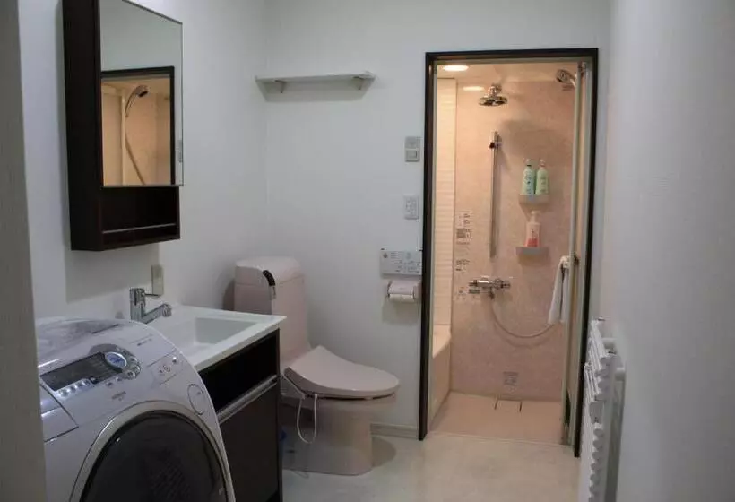 1ベッドルームアパートメント, Tsuru Apartments