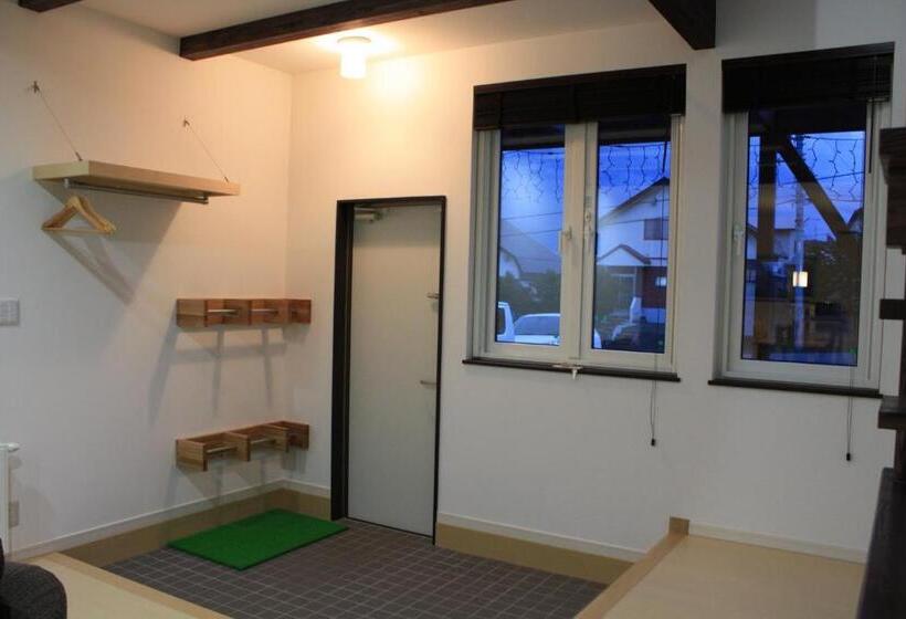 １ベッドルームアパートメント, Tsuru Apartments