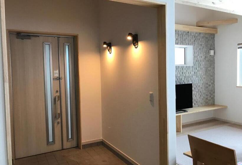 Апартаменты Deluxe 1 Спальня, Tsuru Apartments