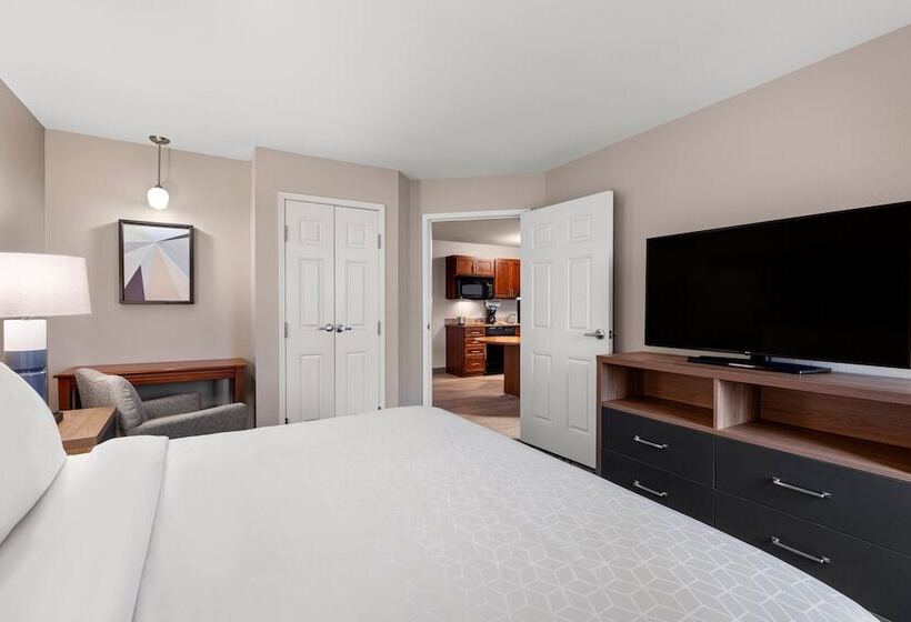 מיטת קינג בסוויטה, Candlewood Suites Cape Girardeau By Ihg