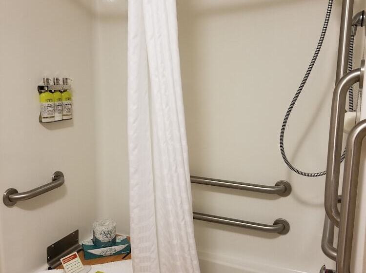 Люкс Адаптированный для Инвалидов, Candlewood Suites Cape Girardeau By Ihg