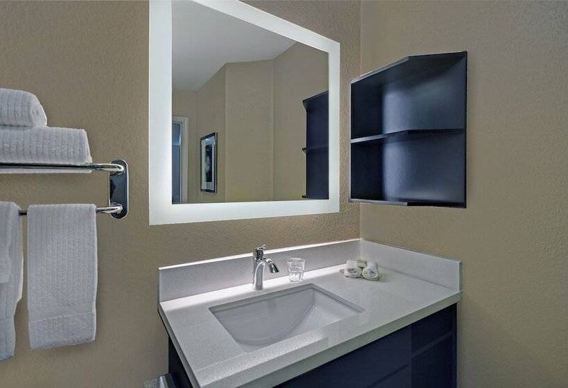 适合残疾人士使用的套间, Candlewood Suites Sumter, An Ihg