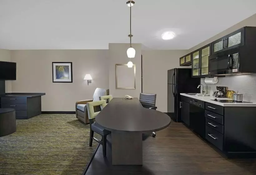 身障者適用スイートルーム, Candlewood Suites Sumter, An Ihg