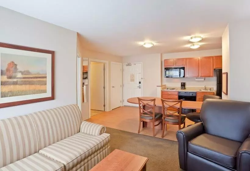 身障者適用スイートルーム, Candlewood Suites Oak Harbor, An Ihg