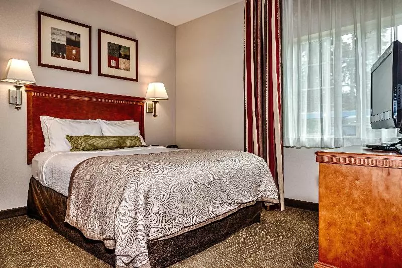 身障者適用スイートルーム, Candlewood Suites Oak Harbor, An Ihg