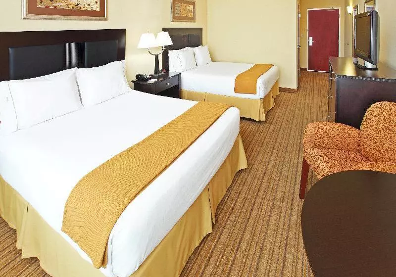 キングサイズベッドのスタンダードルーム, Hilton Garden Inn Raleigh Cary