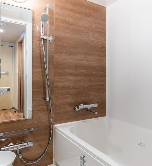 Номер Deluxe, Kazusaya