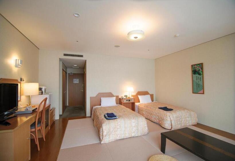 חדר סטנדרט, Tsurugi Koizuki