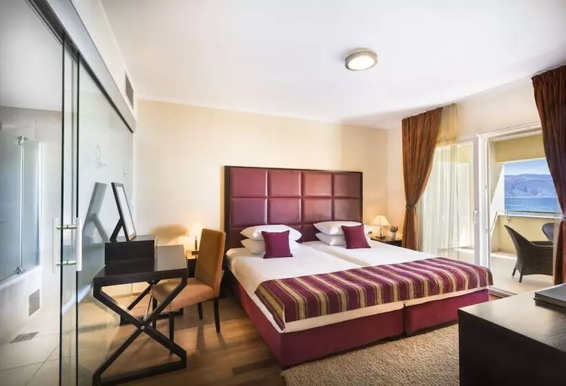 Superior-huoneisto 1 Makuuhuone Merinäkymä, Valamar Atrium Residence
