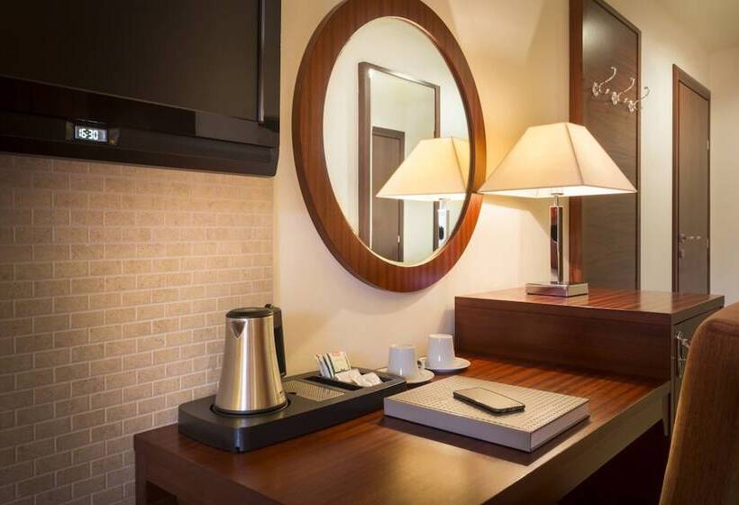 חדר קלאסי לשלושה, Valamar Atrium Residence