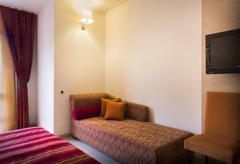 חדר קלאסי לשלושה, Valamar Atrium Residence