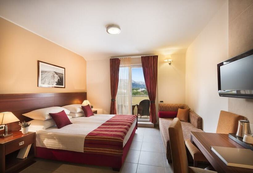 חדר סופריור לשלושה, Valamar Atrium Residence