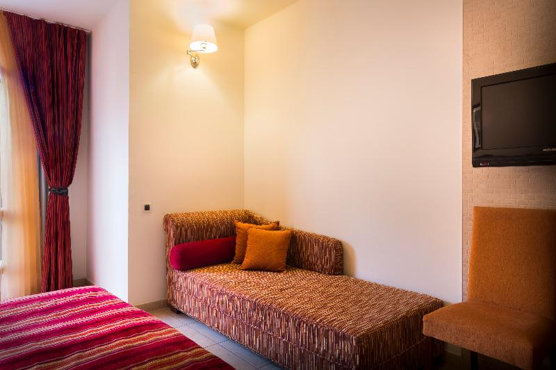 חדר קלאסי לשלושה, Valamar Atrium Residence