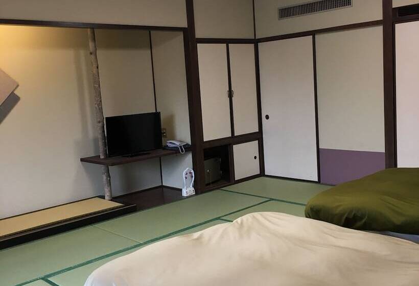 غرفة قياسية, Yunogo Bishunkaku