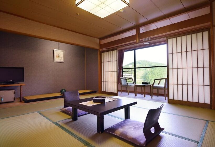 غرفة قياسية, Yunogo Bishunkaku