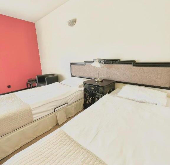 スタンダードルーム, Zhong Hua