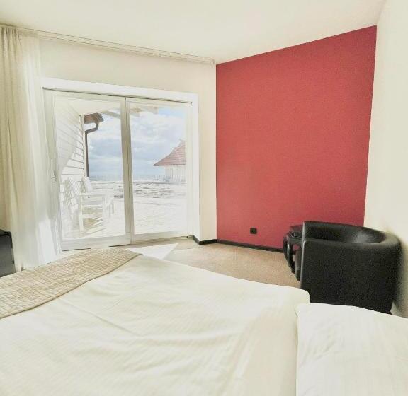 スタンダードルーム, Zhong Hua