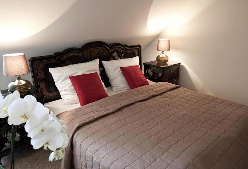 バルコニー付き1ベッドルームアパートメント, Zhong Hua