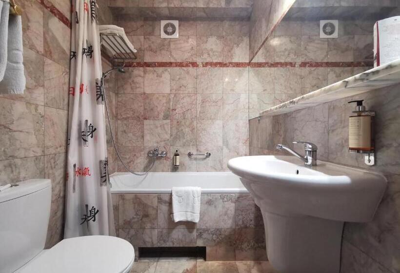 オーシャンビューのスーペリアー1ベッドルームアパートメント, Zhong Hua