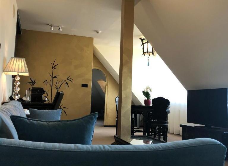 オーシャンビューのスーペリアー1ベッドルームアパートメント, Zhong Hua