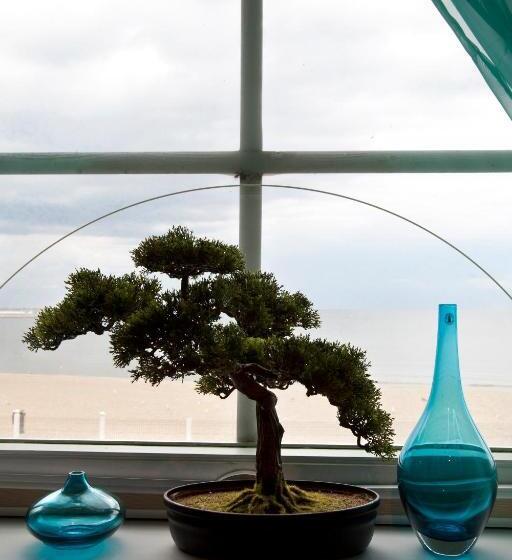 オーシャンビューのスーペリアー1ベッドルームアパートメント, Zhong Hua