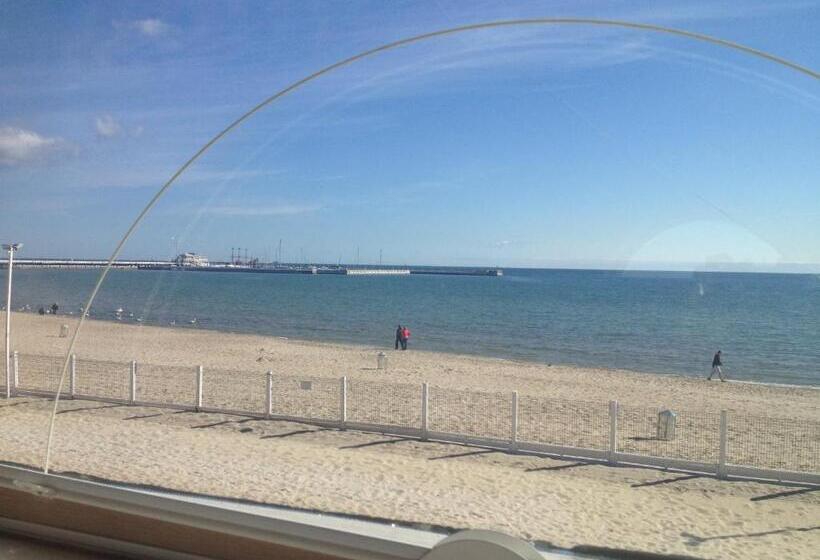 オーシャンビューのスーペリアー1ベッドルームアパートメント, Zhong Hua