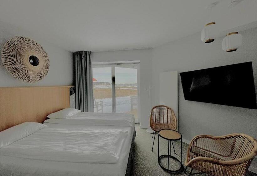 オーシャンビューデラックスルーム, Zhong Hua