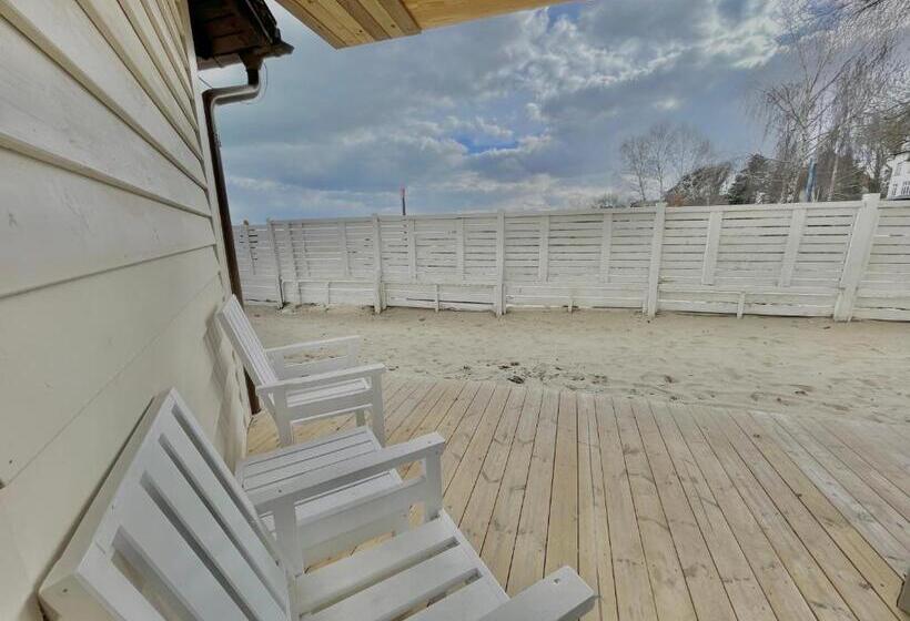 デラックスルーム, Zhong Hua