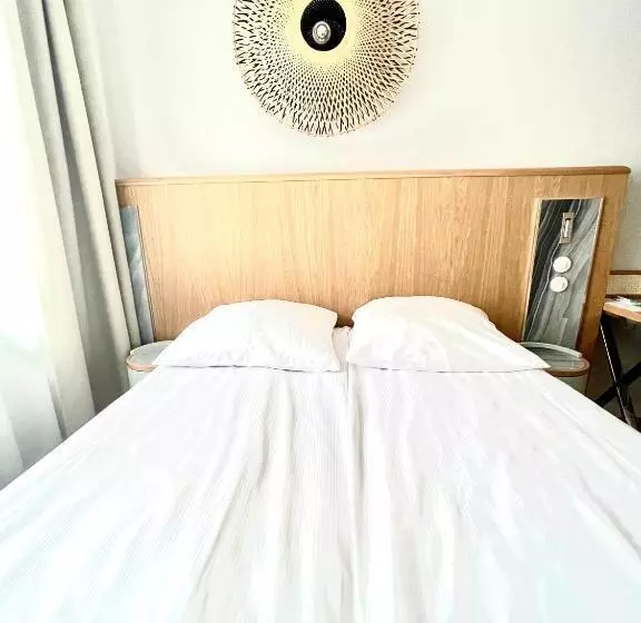 Deluxe Suite Sea View, Zhong Hua
