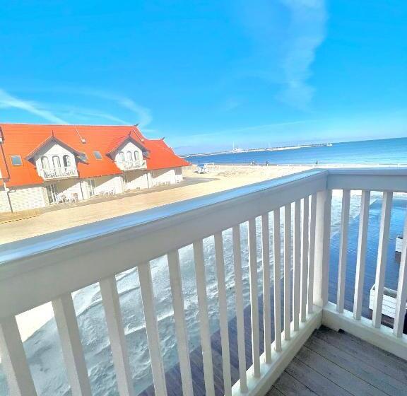 バルコニー付スイート, Zhong Hua