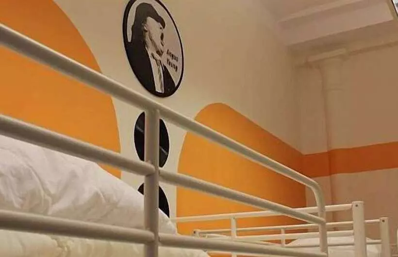 اتاق استاندارد چهارنفره با سرویس بهداشتی مشترک, La Guitarra Hostel Poznań