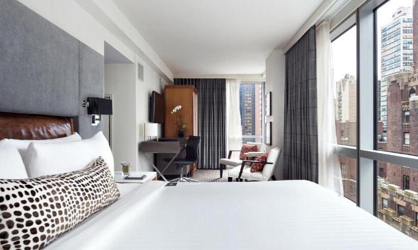 管理人员工作室, 48lex New York