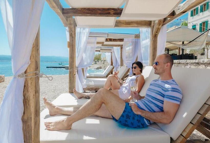 اتاق کلاسیک با چشم‌انداز دریا, Heritage Boutique Hotel Adriatic Adults Only