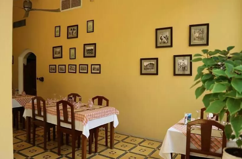 اتاق استاندارد چهار تخته, La Villa